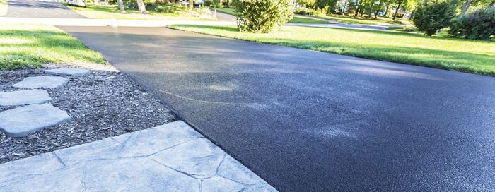 Asphalt sealcoating by Triple R Asphalt Solutions